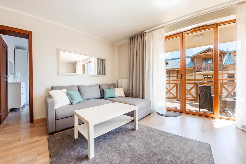 Apartamenty Sun & Snow Rezydencja Park Миелно Екстериор снимка